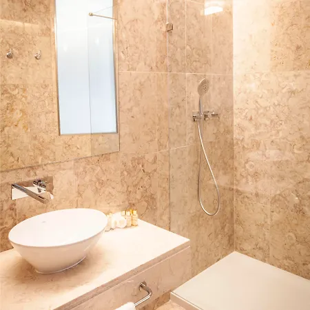 Luzeiros 3* Lisbon
