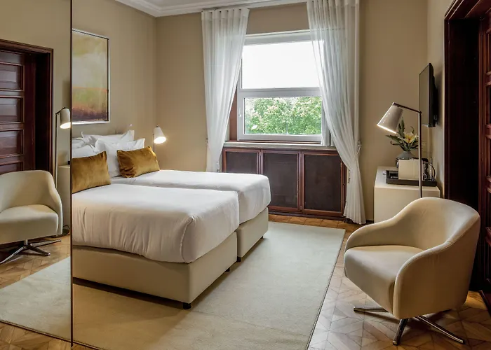 Konukevi Luzeiros 4*